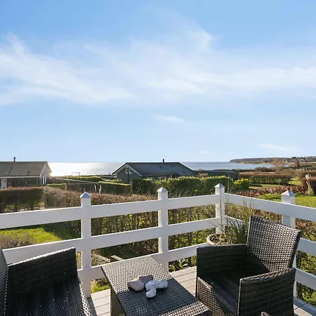Schönes Mit Meerblick Ferienhaus *