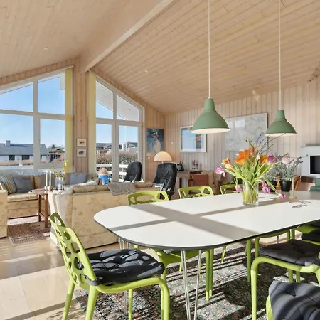 Lovely With Sea View 別荘 フ ァボルグ