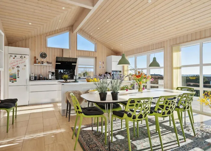 Lovely With Sea View *